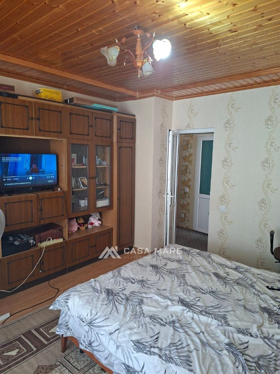 Apartament cu 2 camere, 40 m², Botanica, Chișinău 1