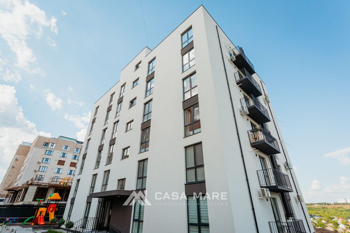 Apartament cu 2 camere, 60 m², Codru 1