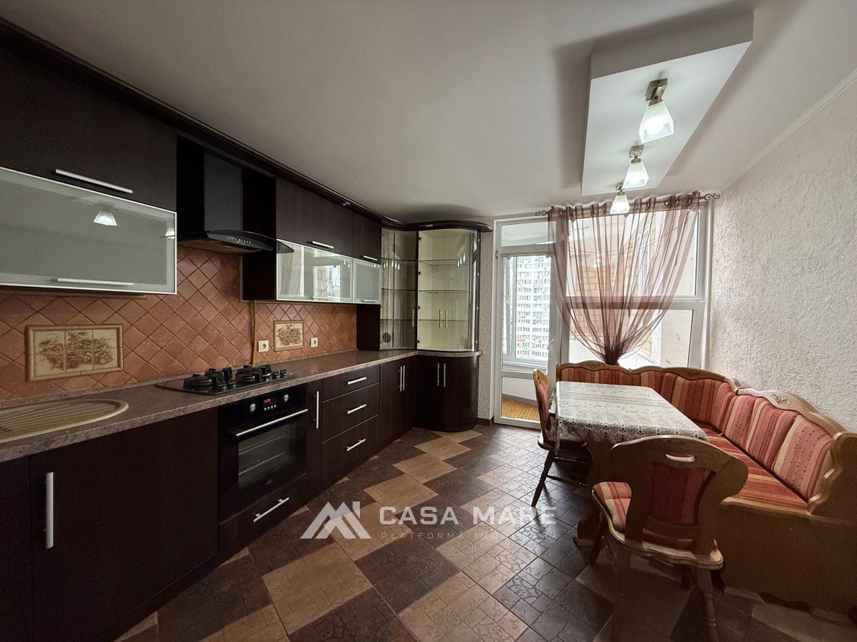 3-комнатная квартира, 115 м², Чеканы, Кишинёв 2