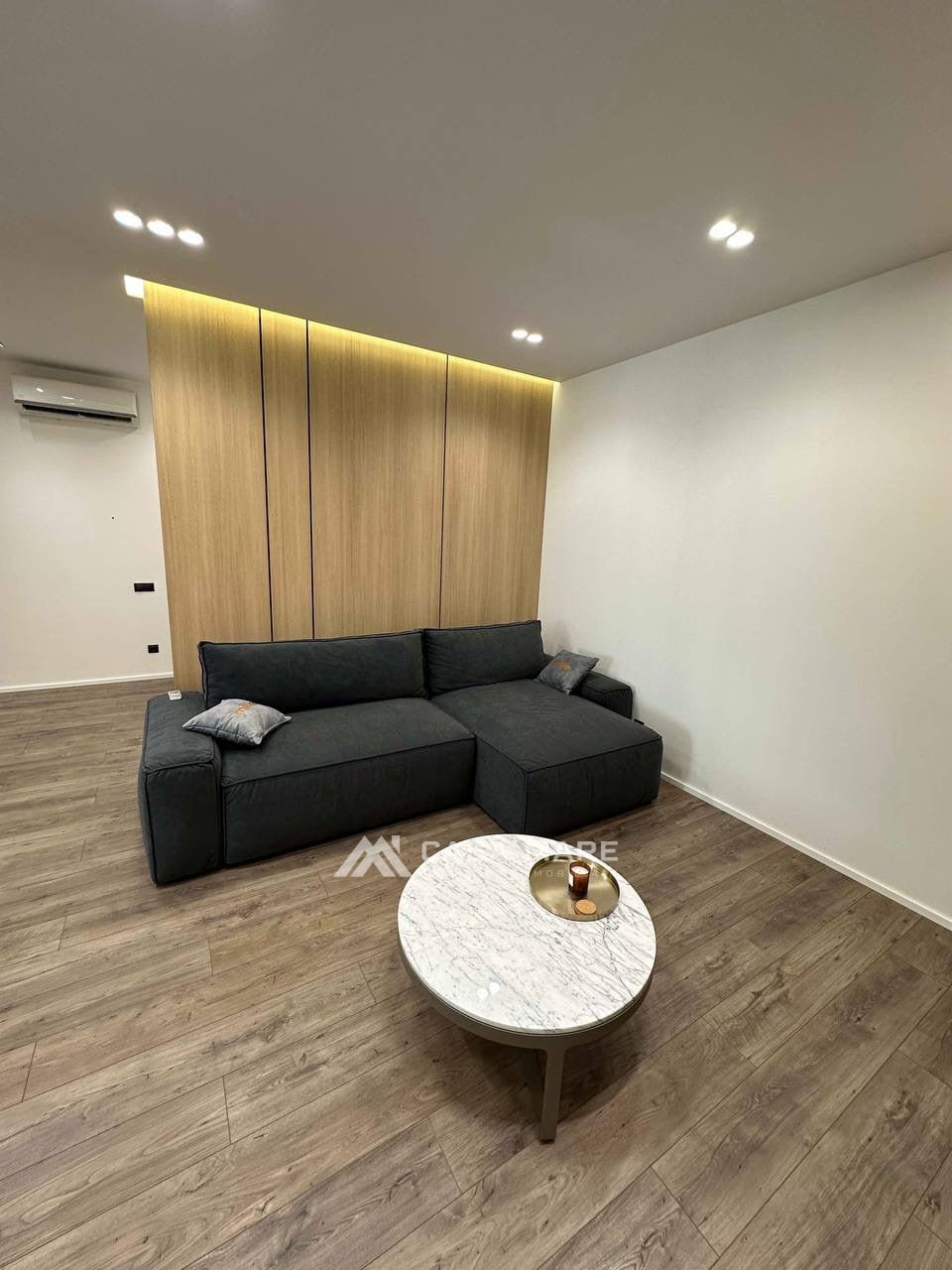 Apartament cu 2 camere, 80 m², Centru, Chișinău 1