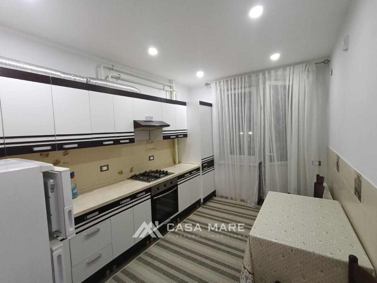 Apartament cu 2 camere, 70 m², Buiucani, Chișinău 3