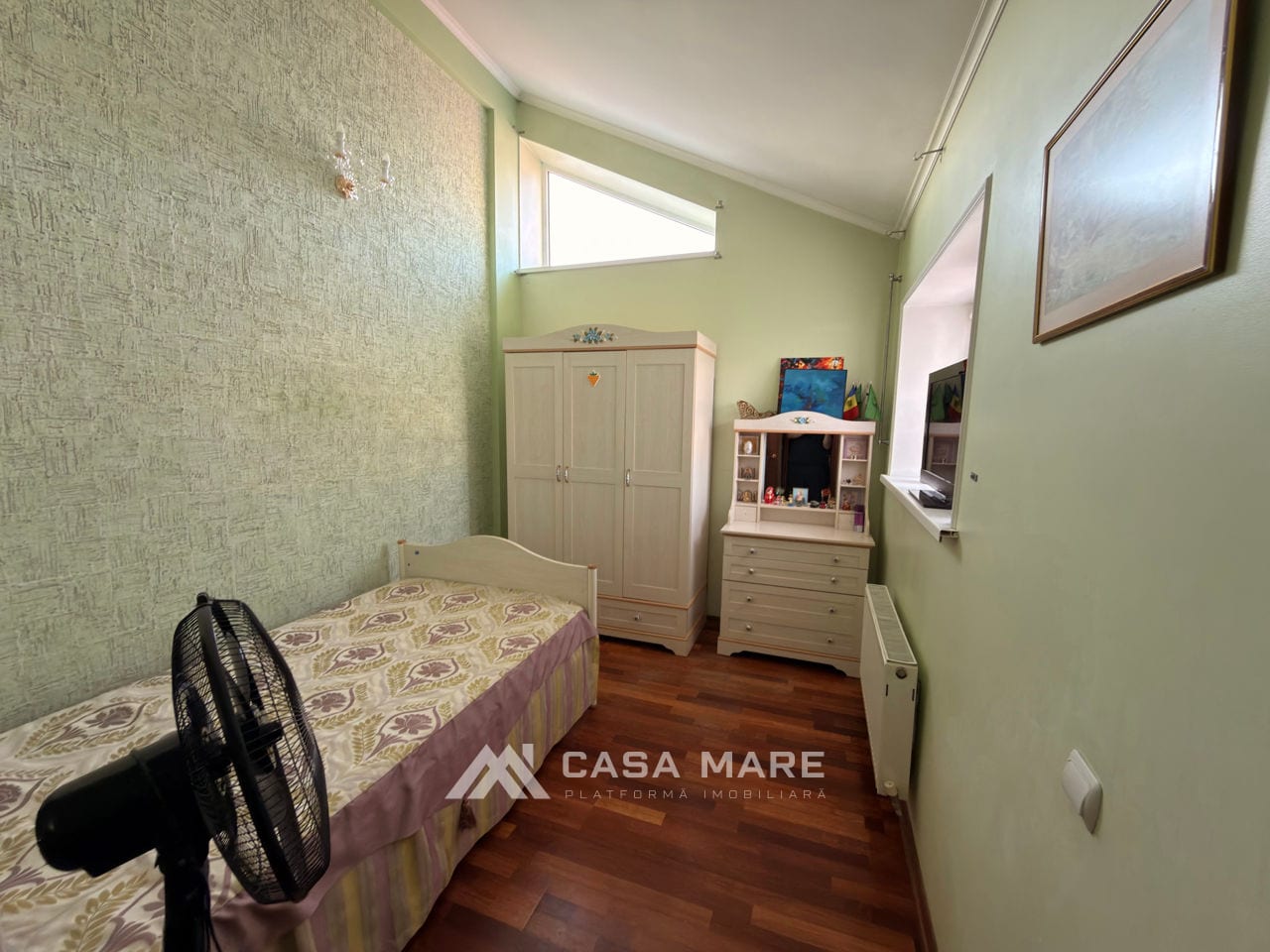 3-комнатная квартира, 158 м², Кодру 7