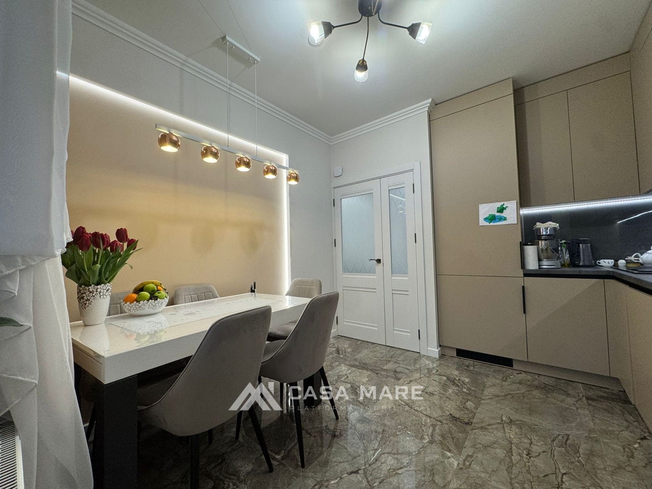 Apartament cu 2 camere, 68 m², Chișinău 6