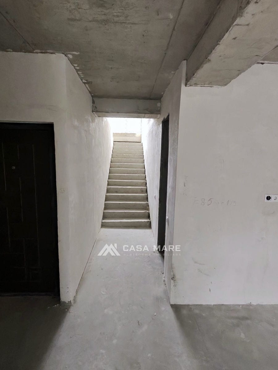 Apartament cu 3 camere, 112 m², Durlești 7