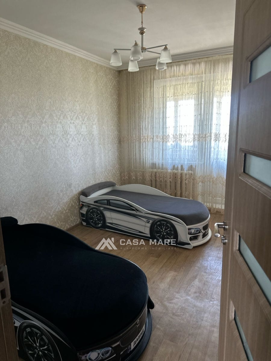 Apartament cu 3 camere, 72 m², 9 cartier, Bălți 3