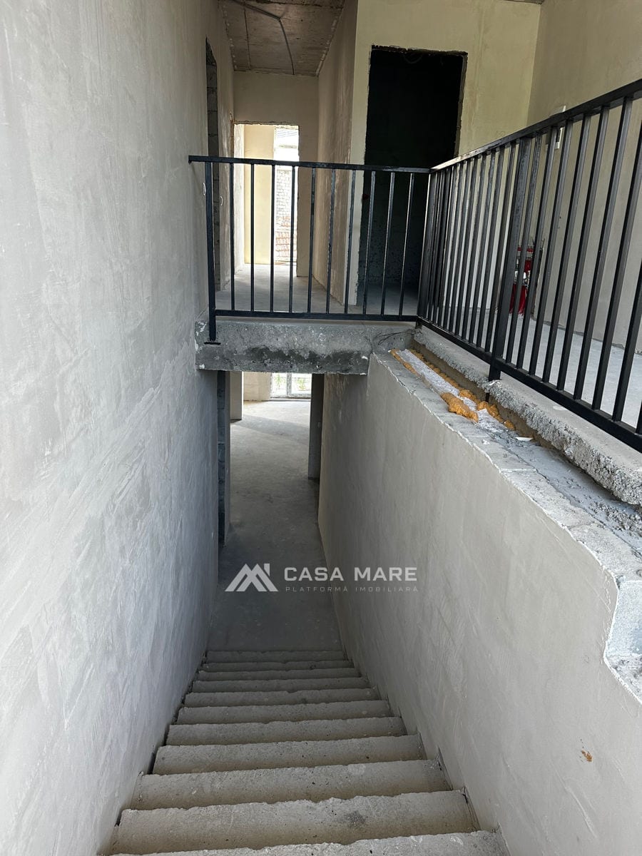 Apartament cu 4 camere, 104 m², Durlești 7