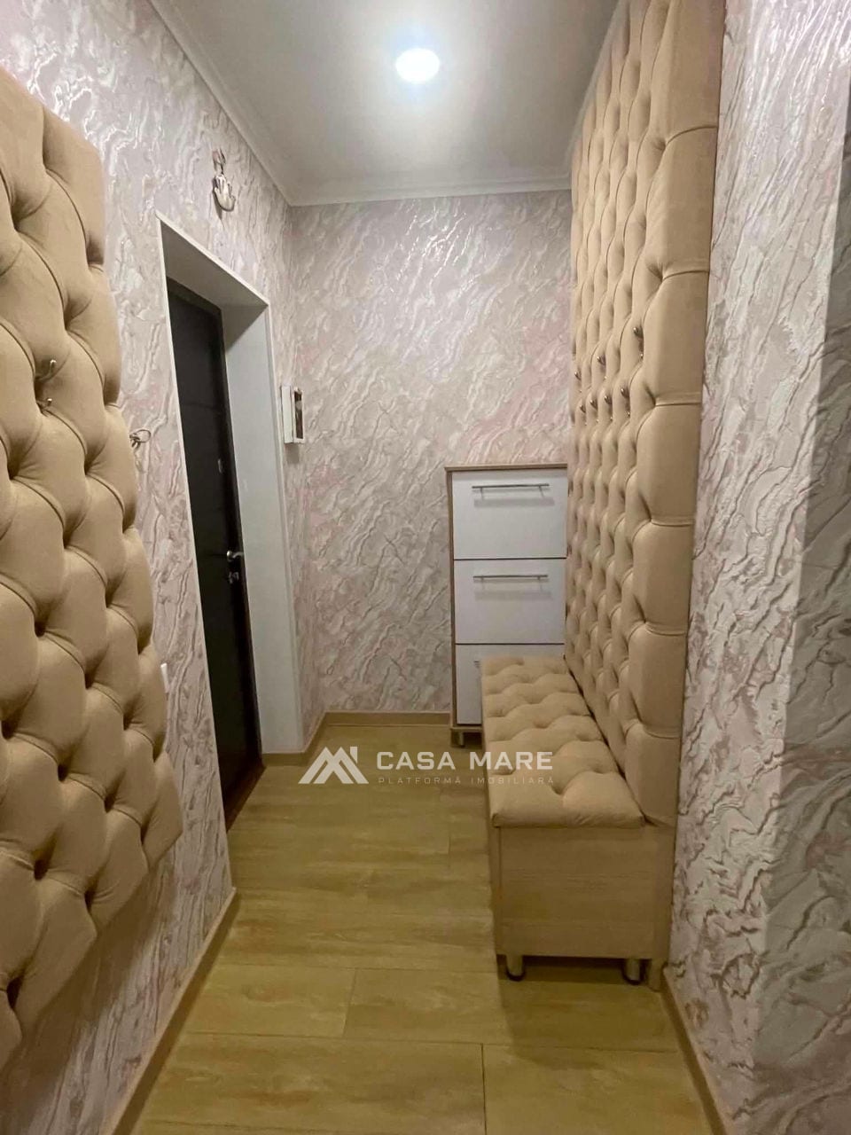 Apartament cu 2 camere, 54 m², Codru 8