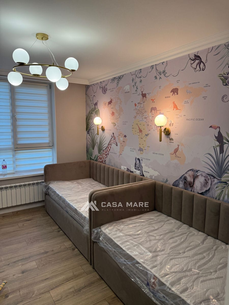 Apartament cu 3 camere, 74 m², Durlești 4