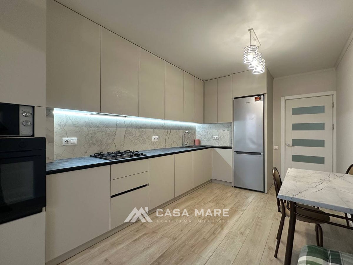 2-комнатная квартира, 65 м², Центр, Кишинёв 5