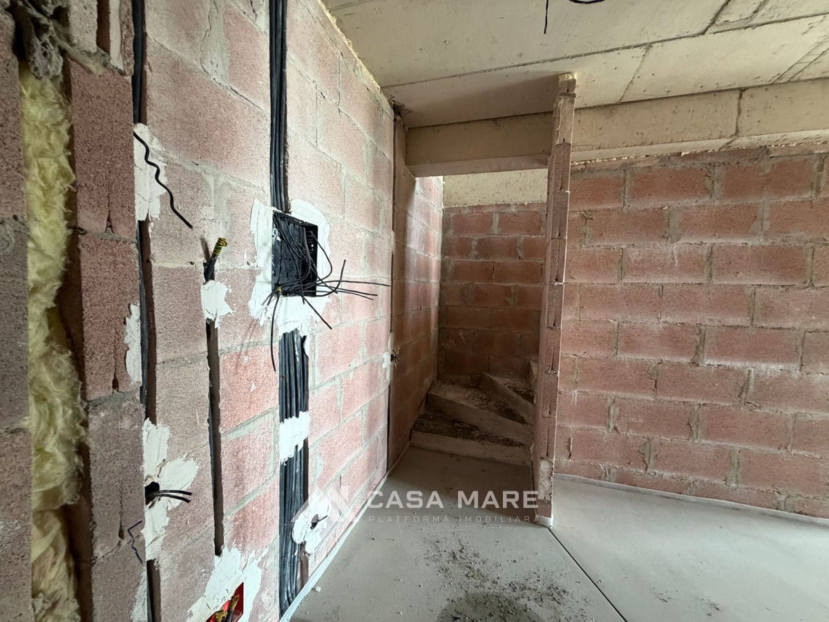 4-комнатная квартира, 118 м², Дурлешты 11