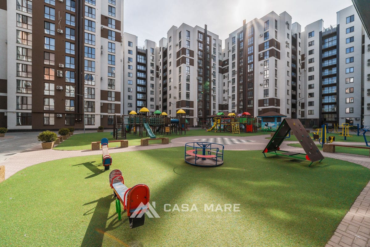 3-комнатная квартира, 93 м², Ботаника, Кишинёв 1