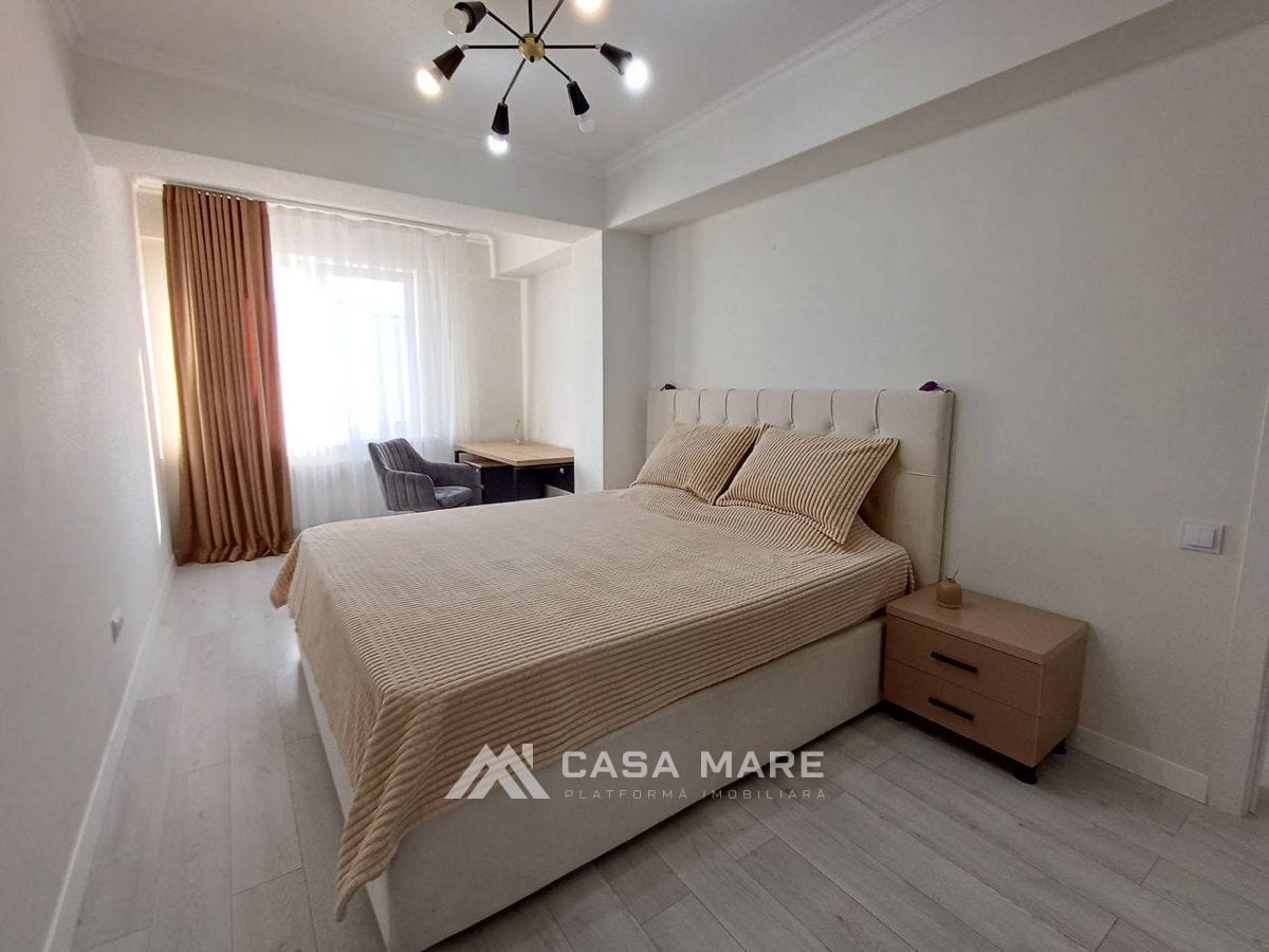 2-комнатная квартира, 90 м², Центр, Кишинёв 3