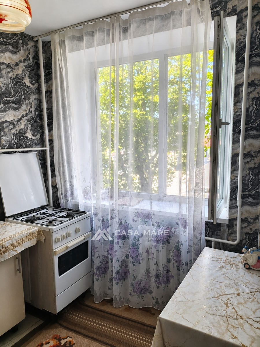 Apartament cu 4 camere, 67 m², Gara de nord, Bălți 1