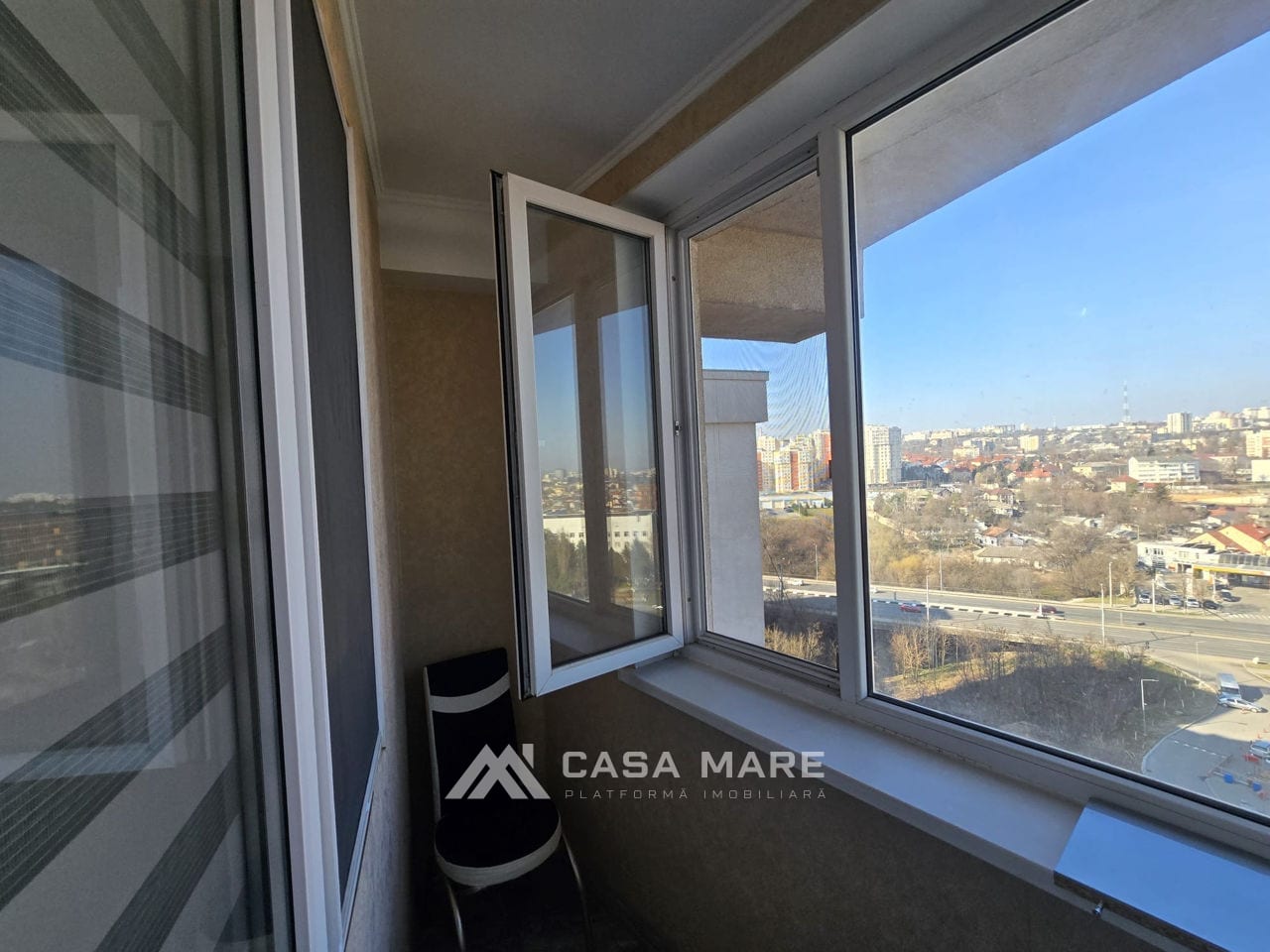 2-комнатная квартира, 93 м², Центр, Кишинёв 17