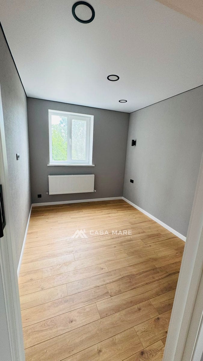 3-комнатная квартира, 48 м², Рышканы 4