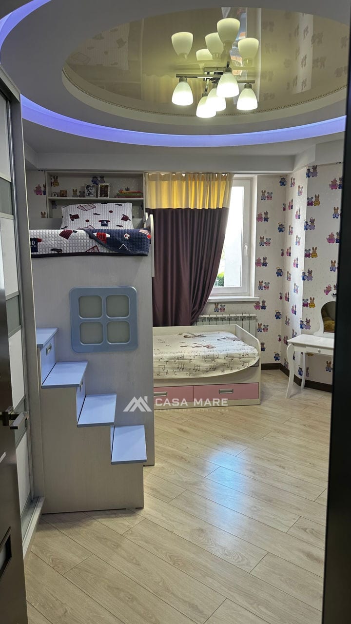 3-комнатная квартира, 95 м², Центр, Кишинёв 4