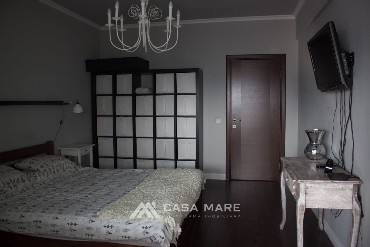 2-комнатная квартира, 85 м², Центр, Кишинёв 3