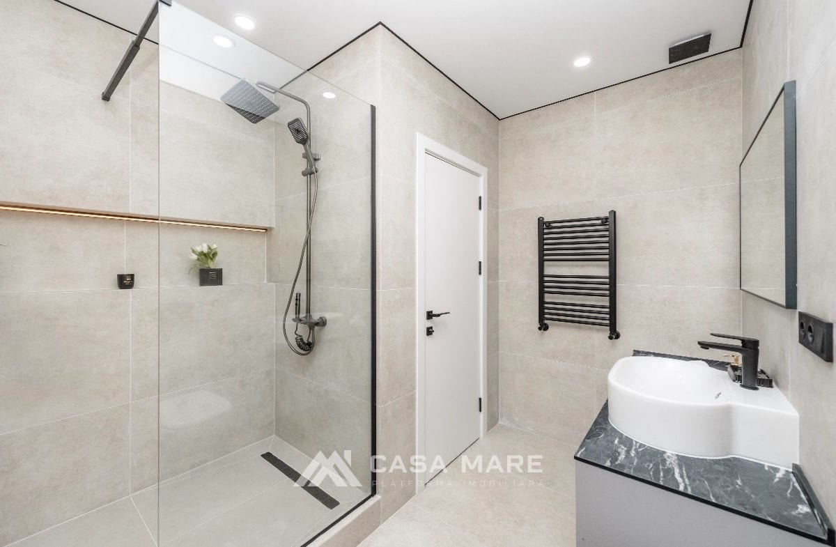 2-комнатная квартира, 72 м², Дурлешты 8
