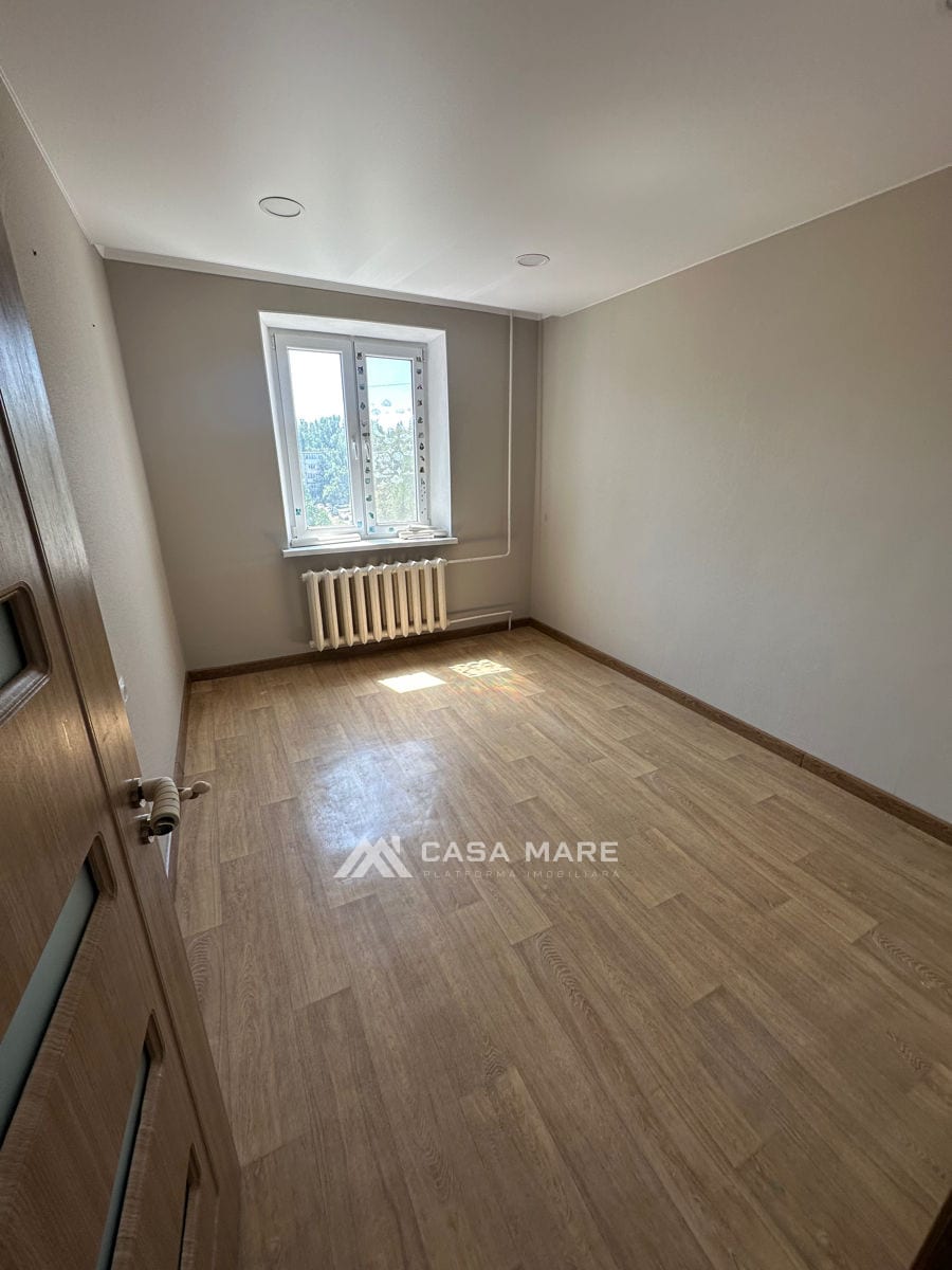 Apartament cu 3 camere, 72 m², 9 cartier, Bălți 2