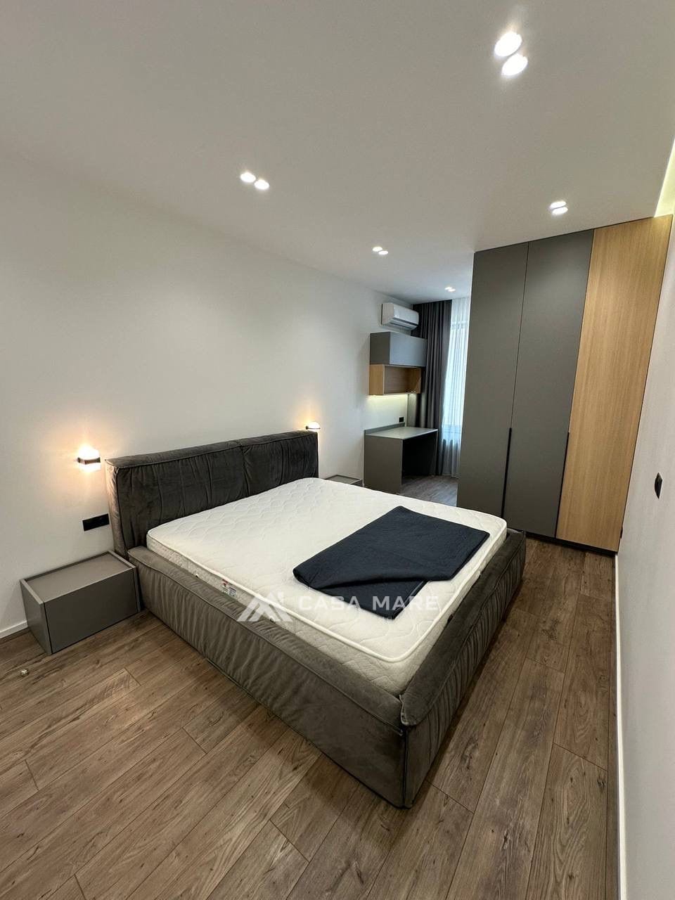 Apartament cu 2 camere, 80 m², Centru, Chișinău 3