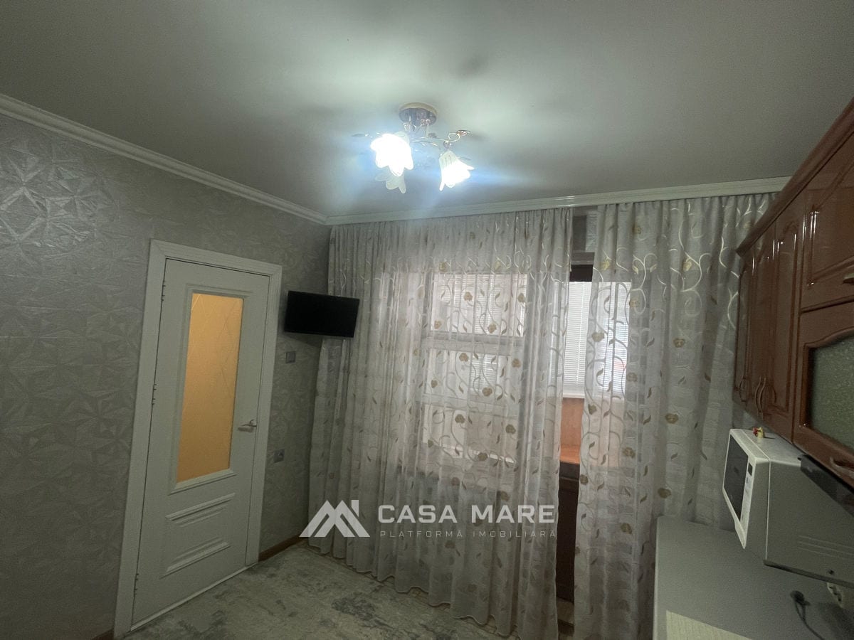 2-комнатная квартира, 50 м², Центр, Кишинёв 3