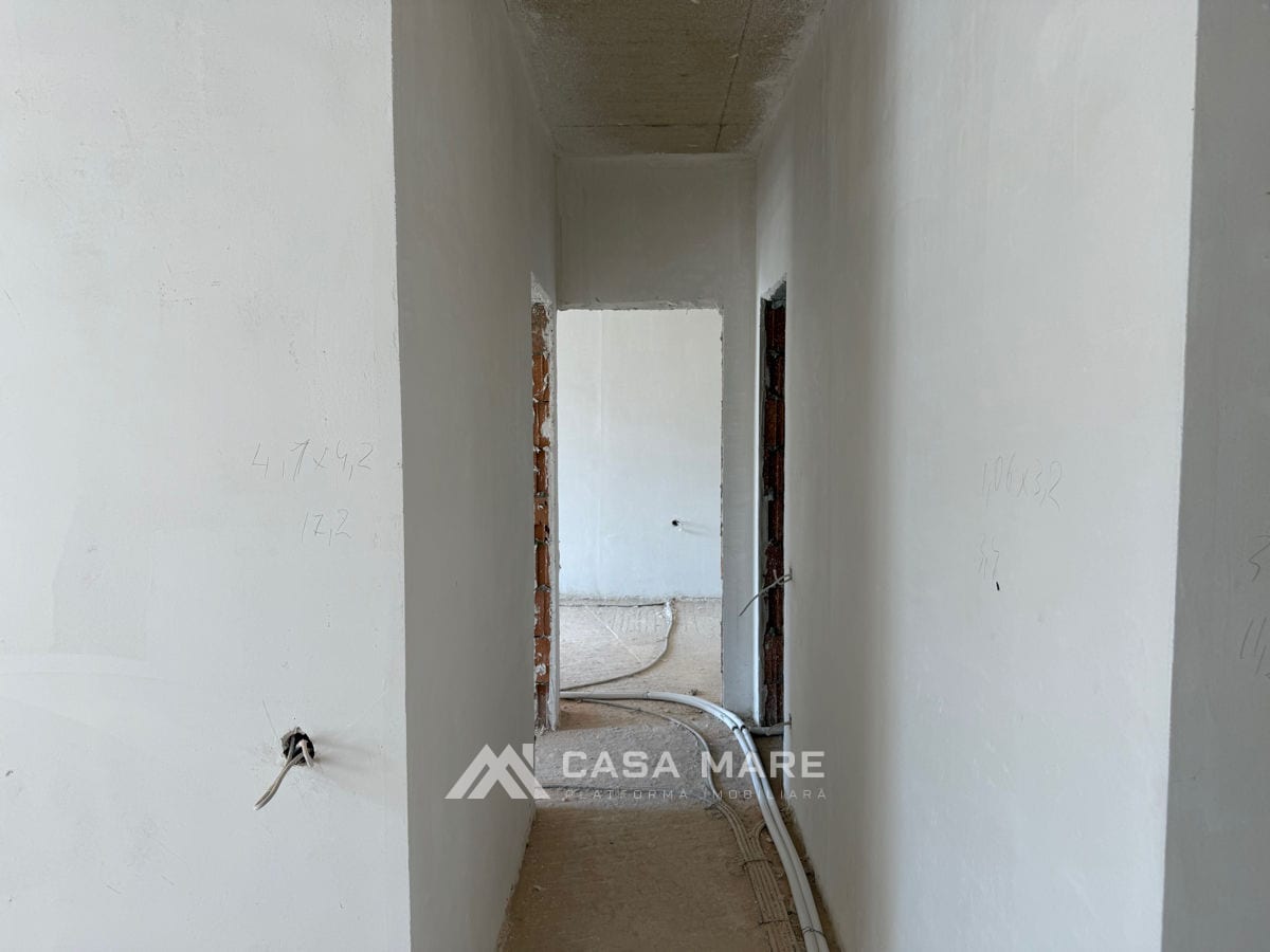 Apartament cu 2 camere, 87 m², Durlești 4