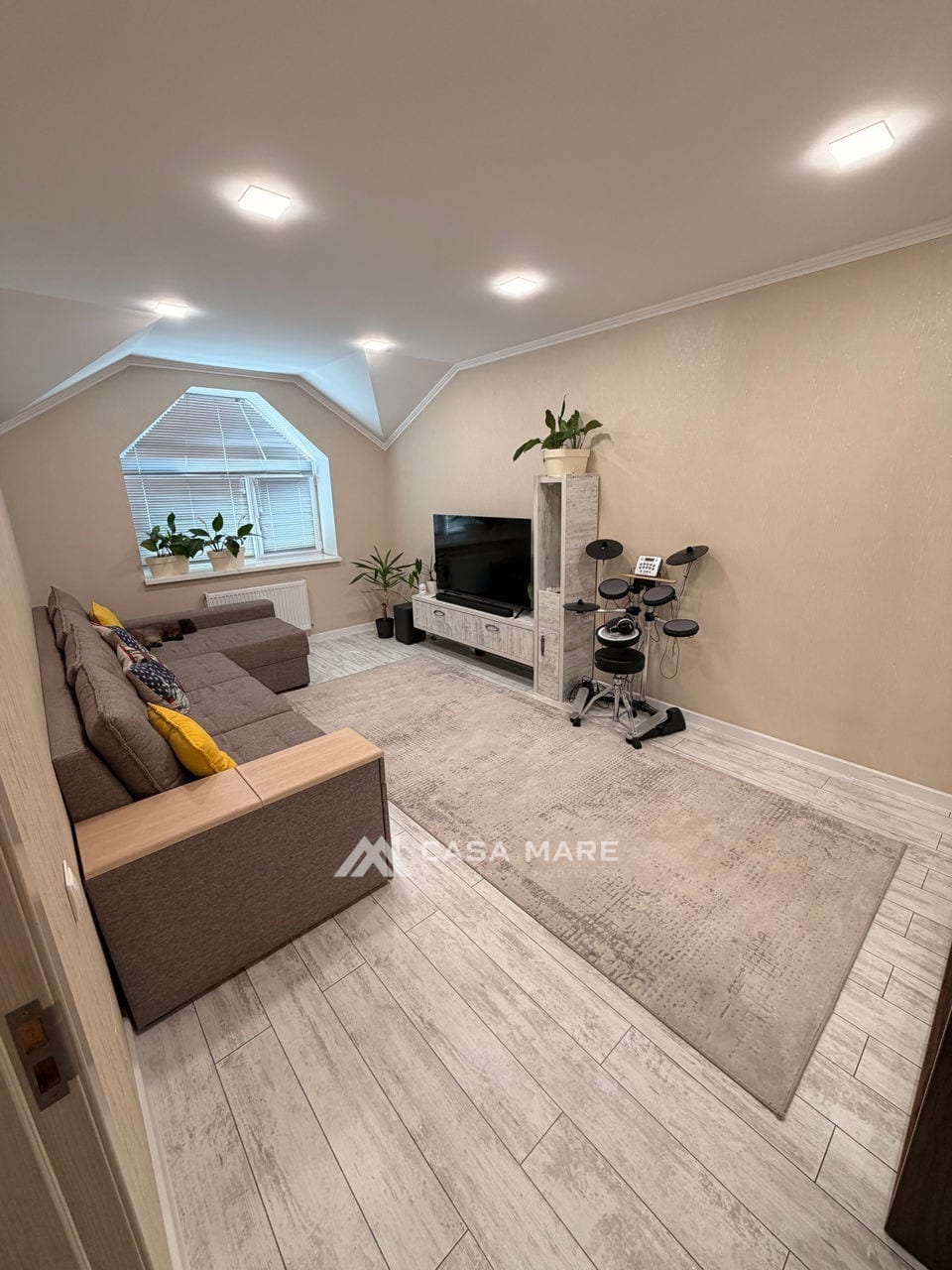 Apartament cu 2 camere, 65 m², Durlești 2