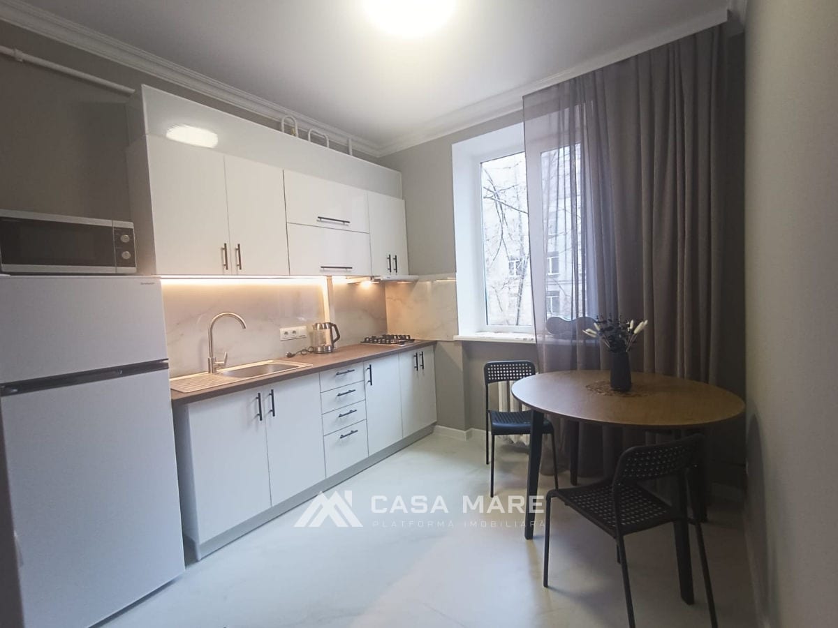 1-комнатная квартира, 40 м², Центр, Кишинёв 1