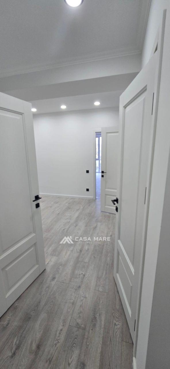 3-комнатная квартира, 100 м², Буюканы, Кишинёв 5