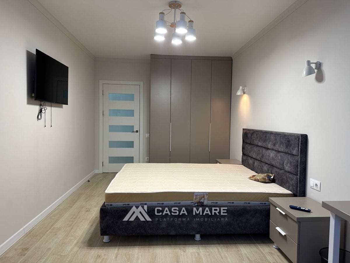 2-комнатная квартира, 65 м², Центр, Кишинёв 4