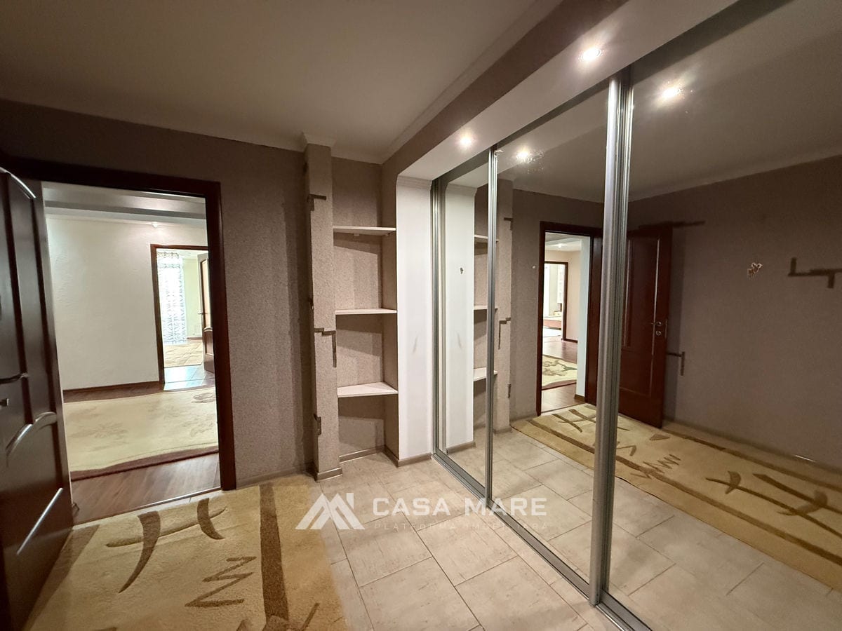 3-комнатная квартира, 115 м², Чеканы, Кишинёв 7