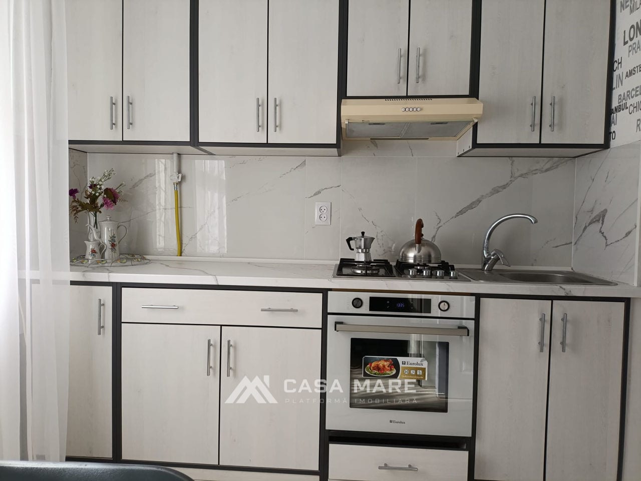 2-комнатная квартира, 54 м², Центр, Кишинёв 4