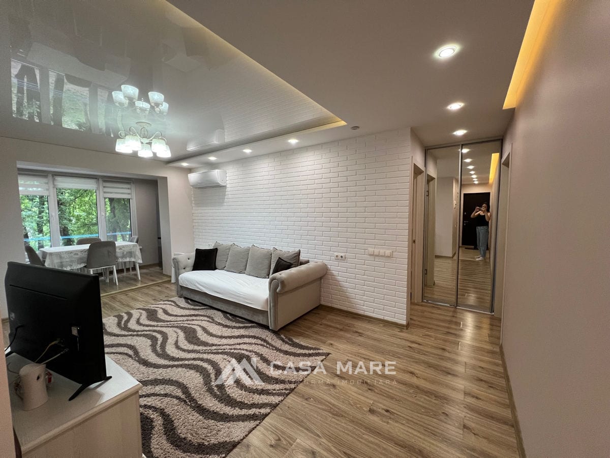 Apartament cu 2 camere, 63 m², Buiucani, Chișinău 2