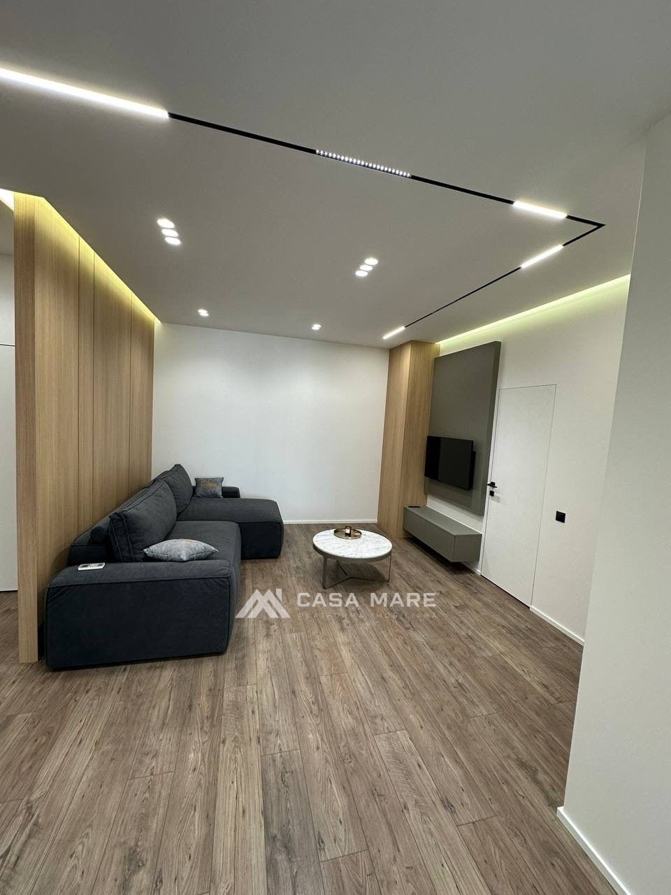 Apartament cu 2 camere, 80 m², Centru, Chișinău 2