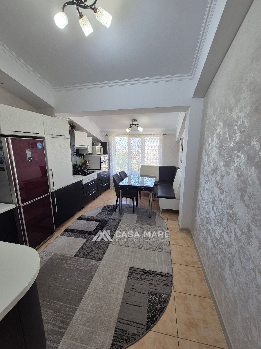3-комнатная квартира, 109 м², Центр, Кишинёв 2