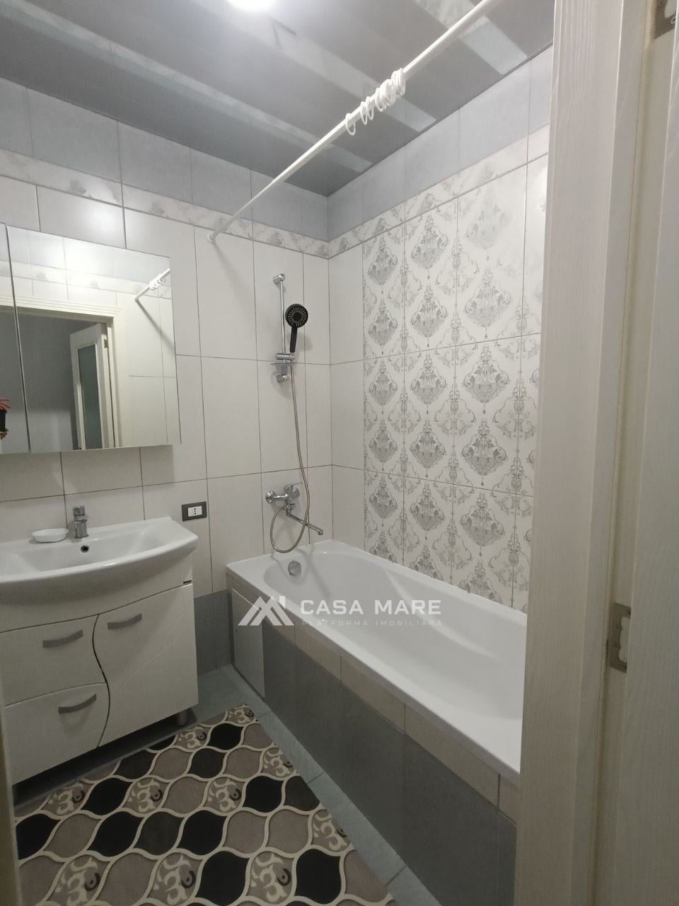 Apartament cu 2 camere, 70 m², Buiucani, Chișinău 4