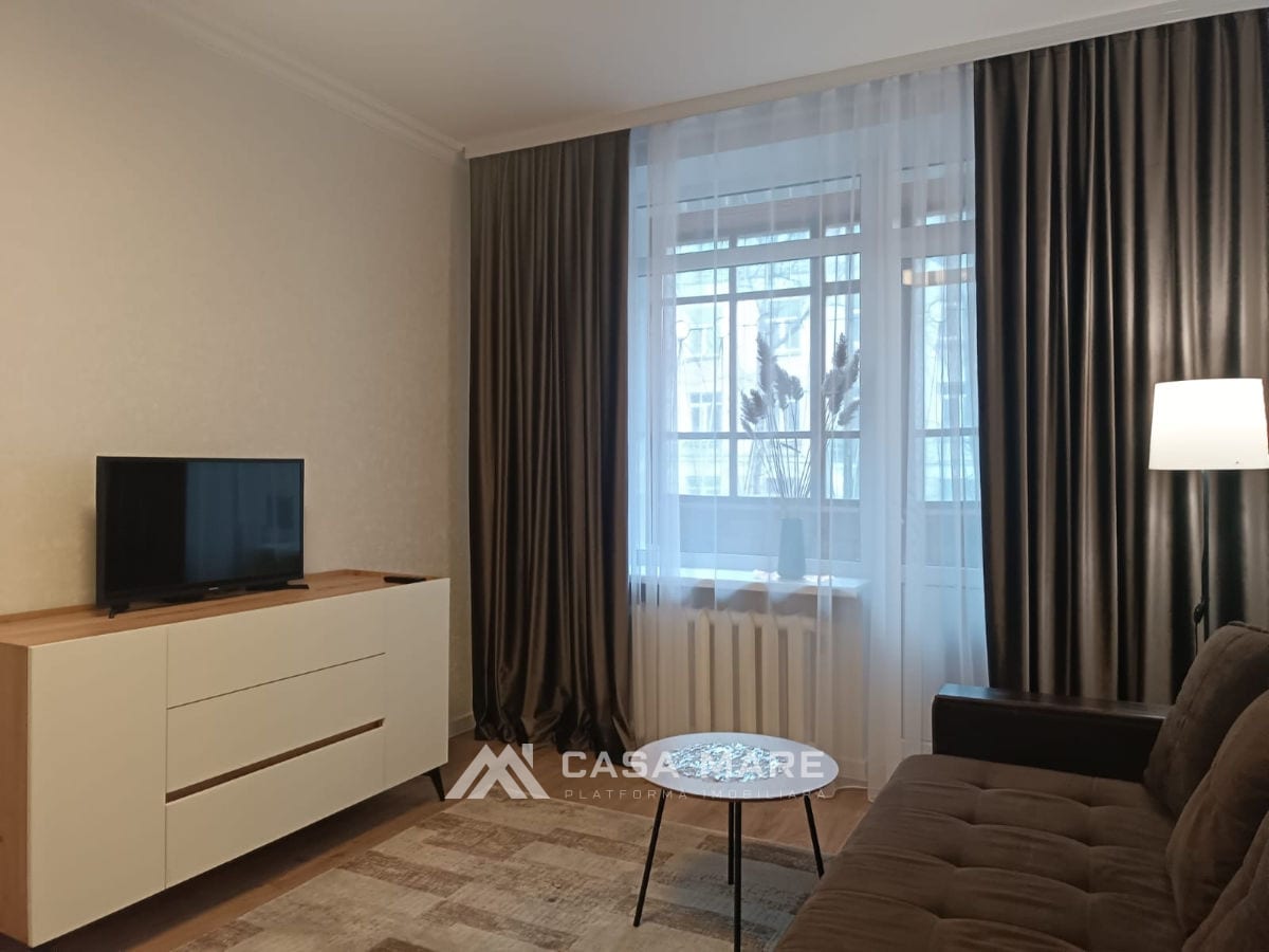 1-комнатная квартира, 40 м², Центр, Кишинёв 2