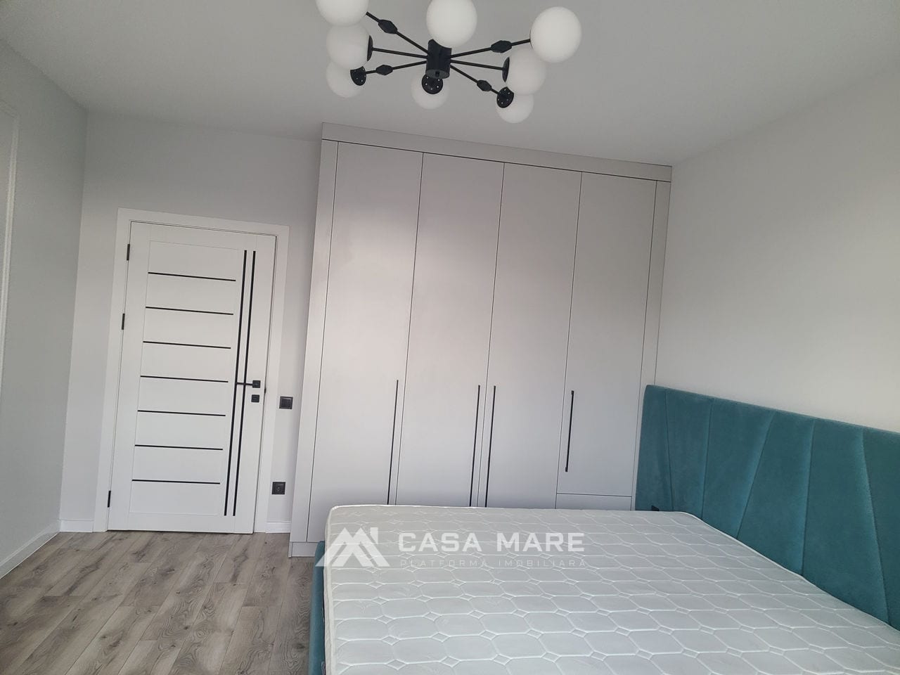 Apartament cu 2 camere, 59 m², Centru, Chișinău 2