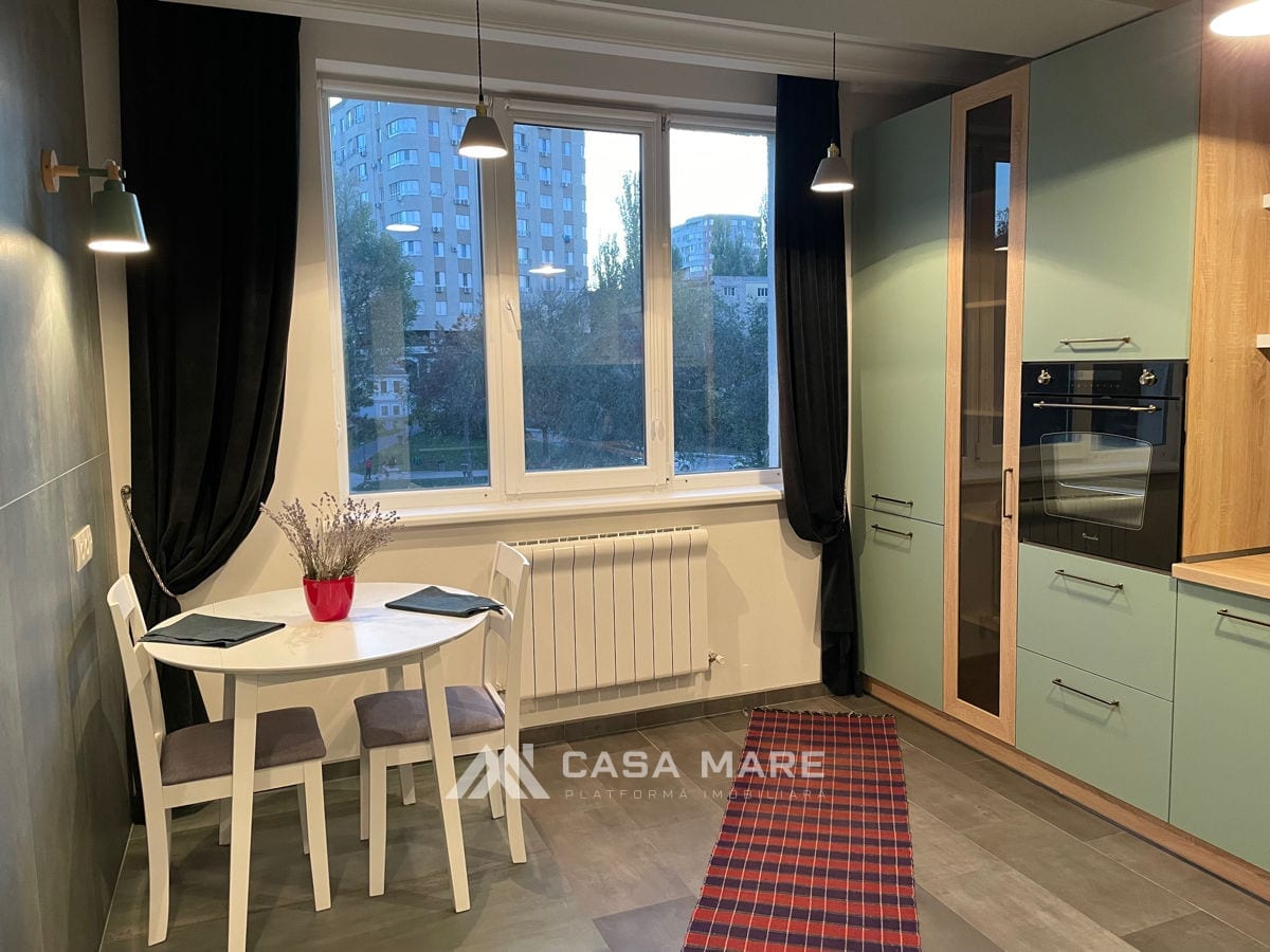 2-комнатная квартира, 65 м², Центр, Кишинёв 4