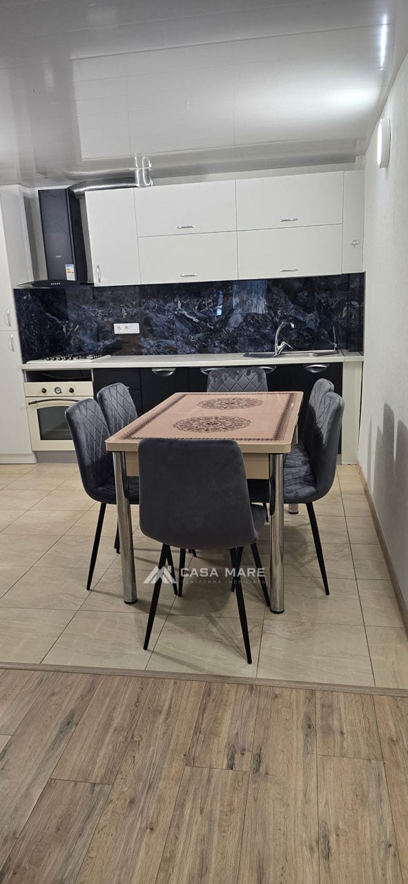 2-комнатная квартира, 130 м², Центр, Кишинёв 5