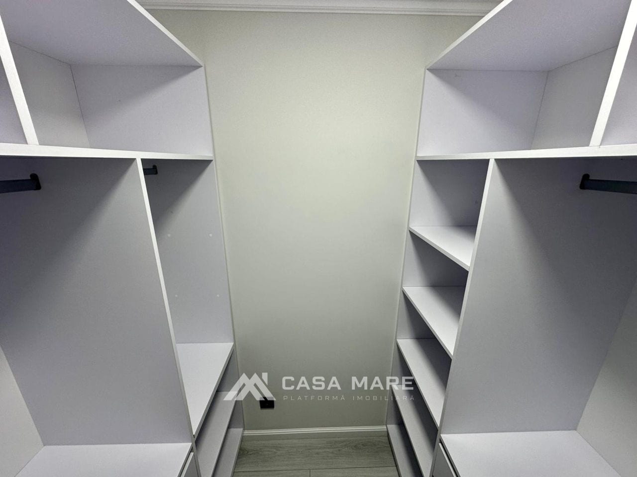 3-комнатная квартира, 97 м², Чеканы, Кишинёв 9