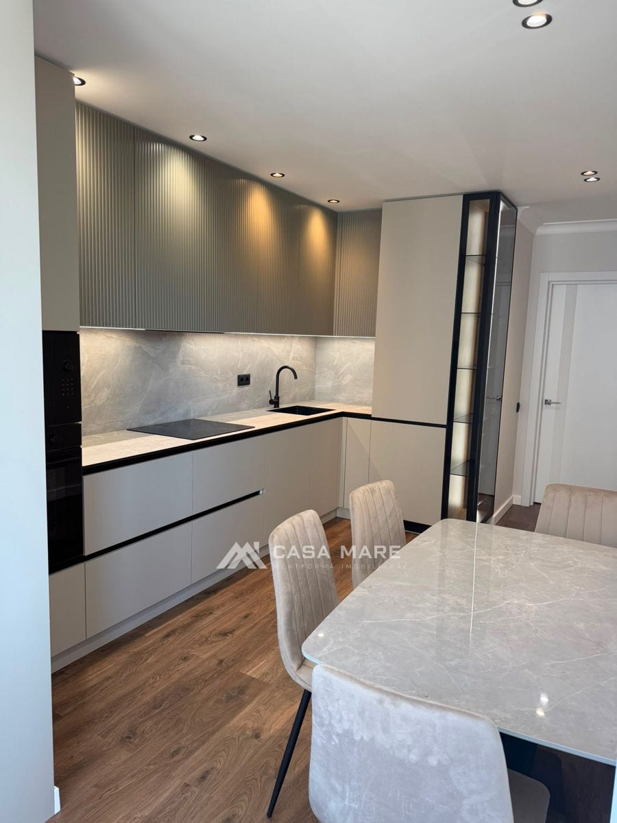 3-комнатная квартира, 95 м², Чеканы, Кишинёв 5
