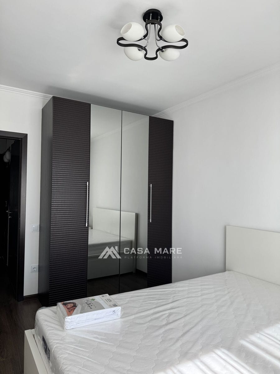 Apartament cu 2 camere, 53 m², Centru, Chișinău 2