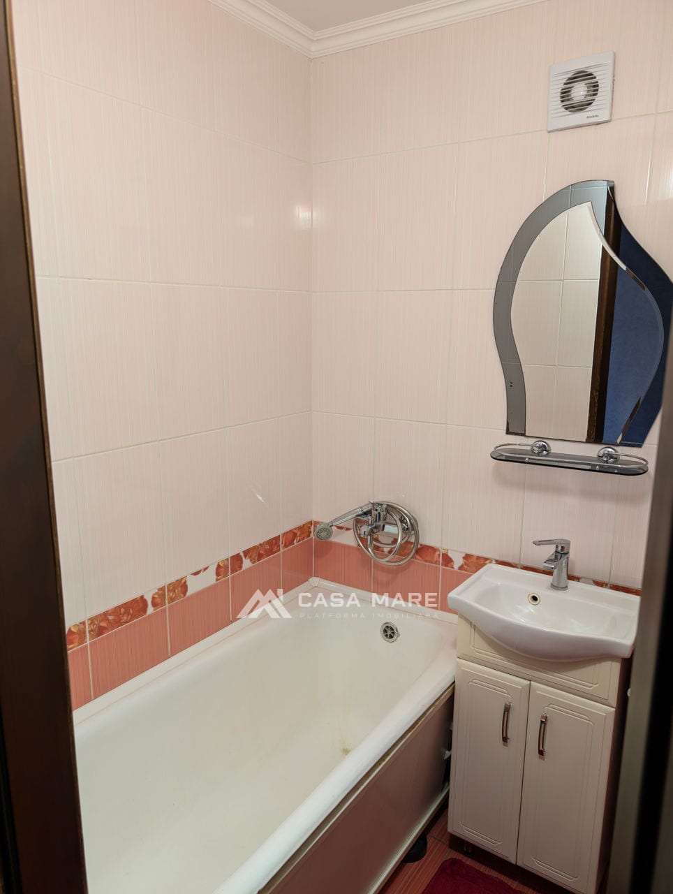 2-комнатная квартира, 57 м², Буюканы, Кишинёв 4