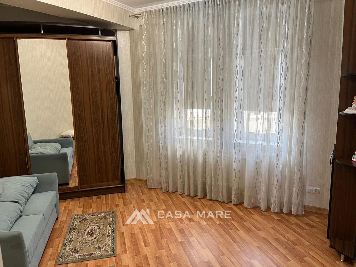 3-комнатная квартира, 115 м², Центр, Кишинёв 5