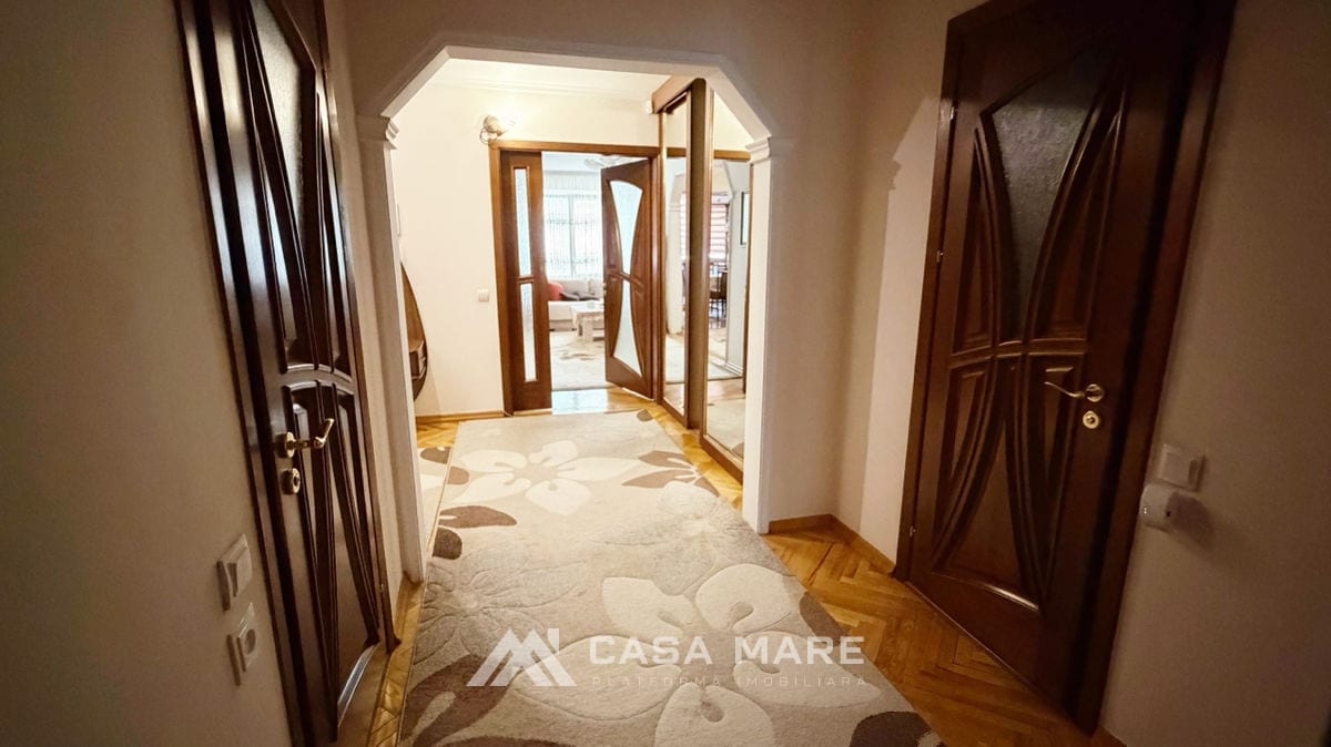 3-комнатная квартира, 100 м², Центр, Кишинёв 7