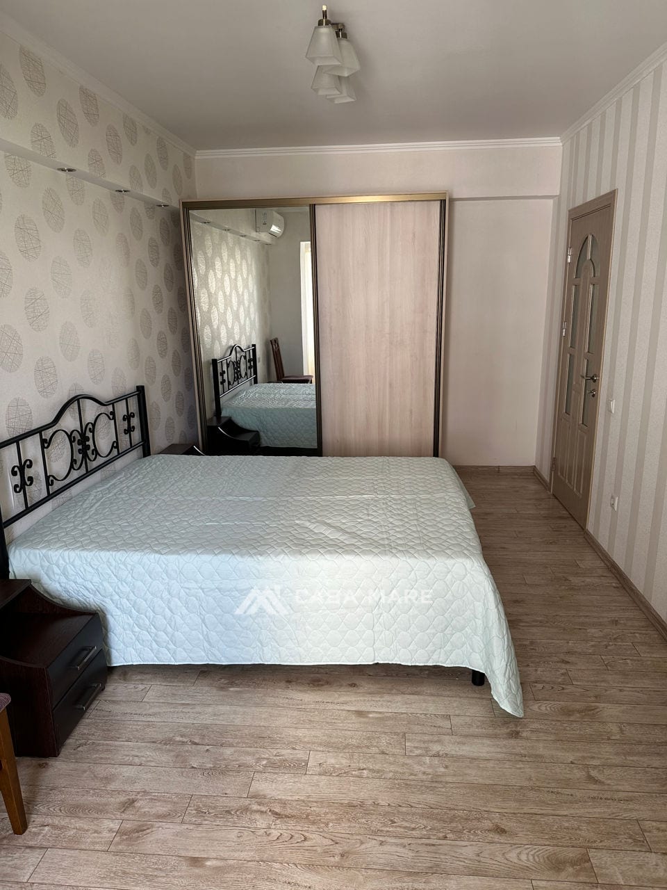 Apartament cu 2 camere, 80 m², Centru, Chișinău 3