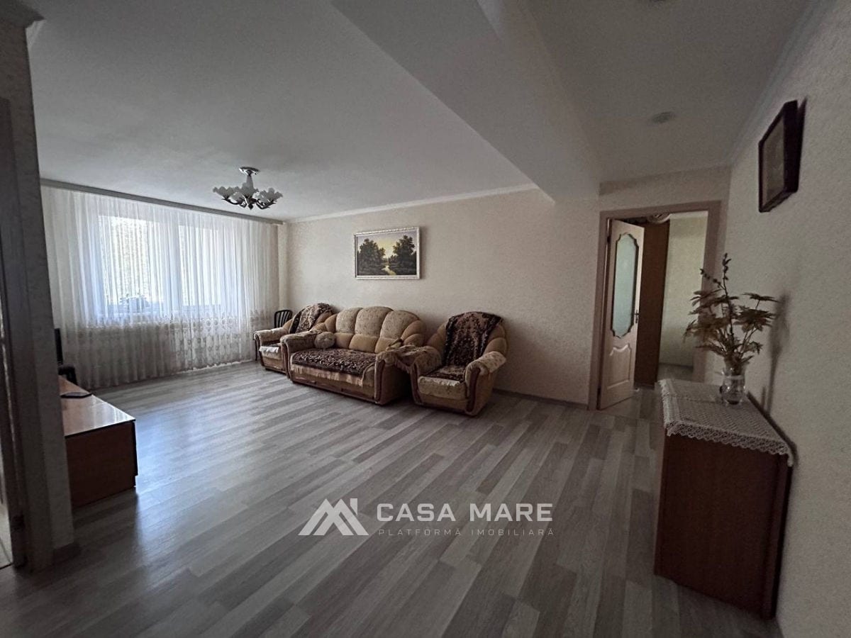 3-комнатная квартира, 84 м², Чореску 4