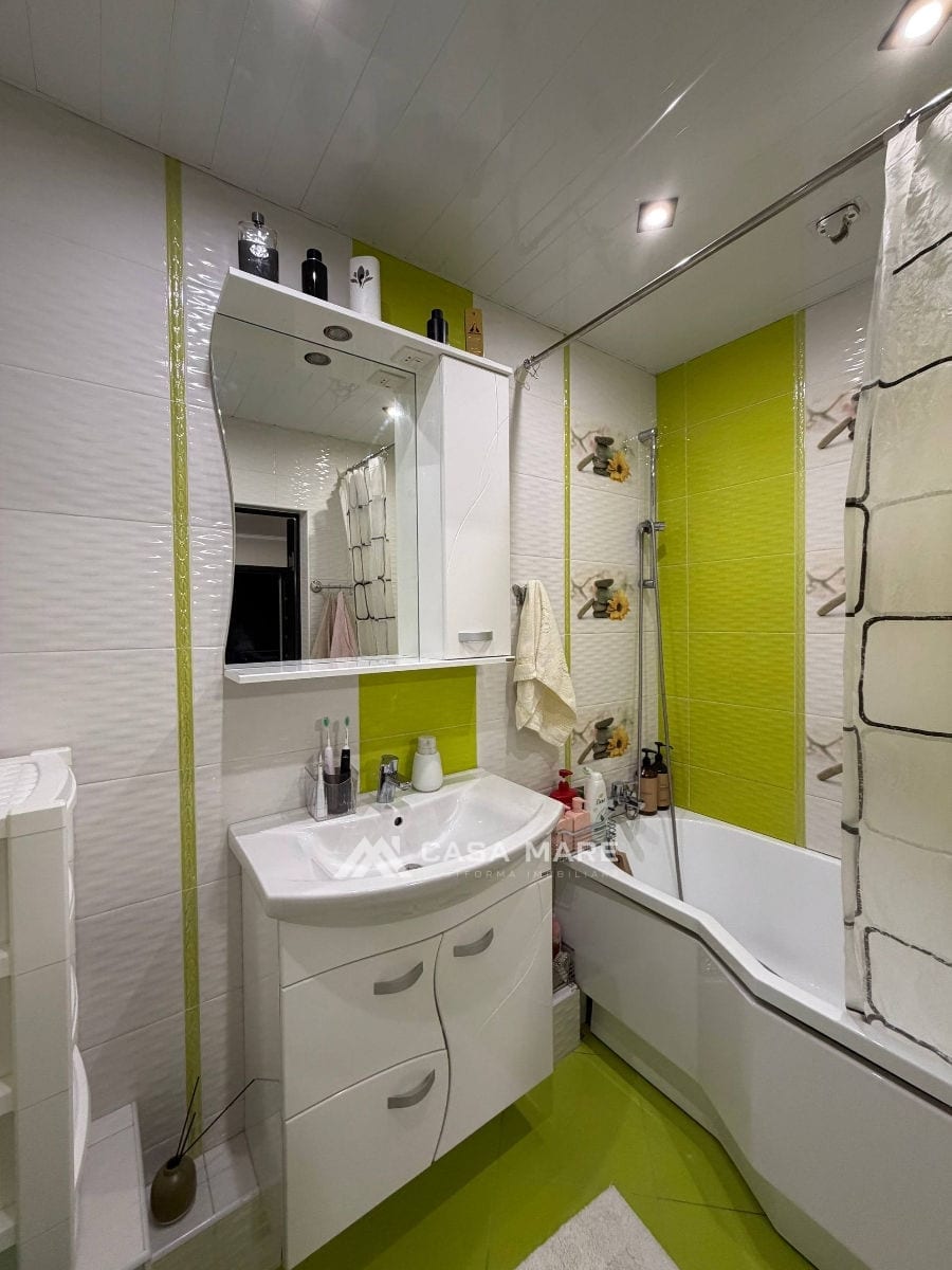 3-комнатная квартира, 68 м², Центр, Кишинёв 8