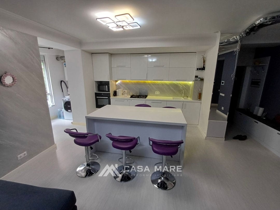 2-комнатная квартира, 95 м², Центр, Кишинёв 3